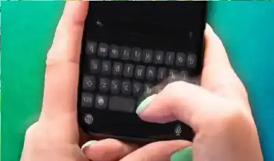 خلل في آيفون يجعل الجميع يكتبون