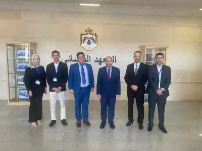 أبو حجيلة والمشاقبة وأبو النيل يمثلون