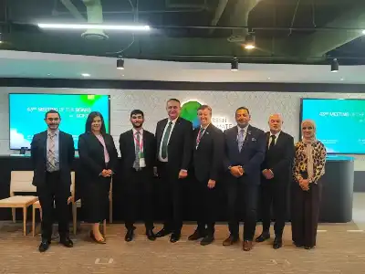 وزير البيئة يزور المقر الرئيسي لصندوق