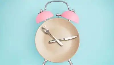 أهمية توقيت الوجبات: معادلة بسيطة لصحة