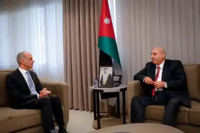 القاضي يلتقي الحمادين.. ماذا قالا؟