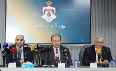 الذكاء الاصطناعي يعزز التعليم الرقمي في