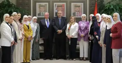 الهواوشة رئيسة لـ ملتقى البرلمانيات