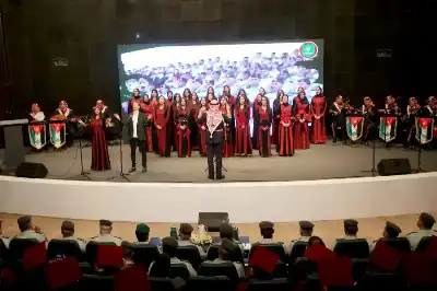 القوات المسلحة تكرم أوائل الثانوية العامة