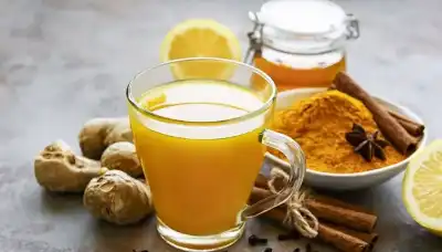 الكركم والعسل: هل هو الذهب السائل