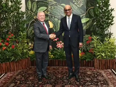 الرئيس السنغافوري يشيد بعلاقات الصداقة التاريخية