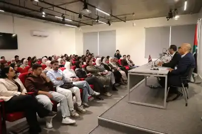 إعلام الشرق الأوسط ترحّب بطلبتها المستجدين