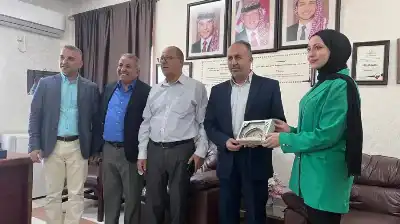 جامعة الزرقاء تنظم محاضرة توعوية حول