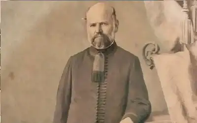 اكتشف المرض.. . فقتله