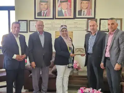 جامعة الزرقاء تنظم محاضرة بمناسبة يوم