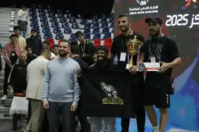 الأمير نايف بن عاصم يتوج أبطال