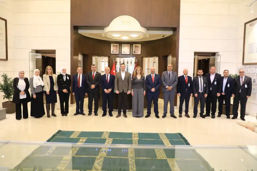 مدار الساعة,أخبار الجامعات الأردنية,جامعة الشرق الأوسط