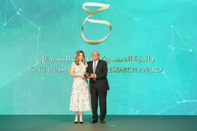 تكريم البنك العربي لرعايته البلاتينية لجائزة