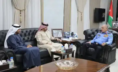 وفد من القيادة العامة لشرطة أبو