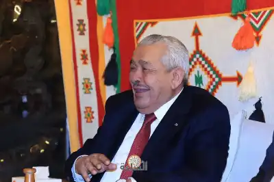 شاهد.. عبدالرؤوف الروابدة يتمايل طربا (فيديو)