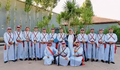 فرقة فرسان البادية تتألق في سماء