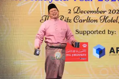 السفير عبد الرحمن يقيم سهرة رحلة