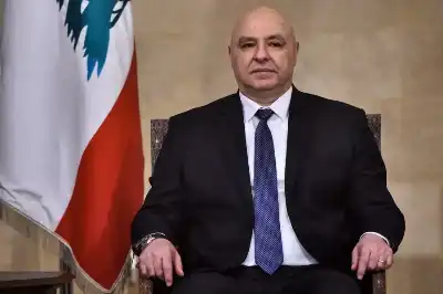 الرئيس اللبناني عون يحمل ملف الجنوب