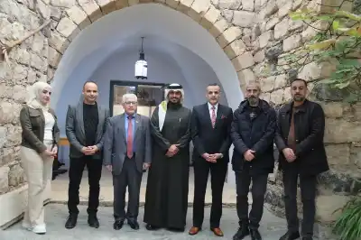 بحث تعزيز العلاقات الأكاديمية بين اليرموك