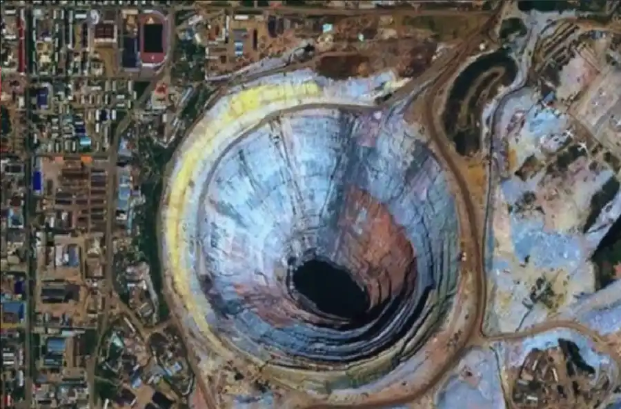 مدار الساعة,أخبار خفيفة ومنوعة