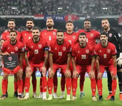 الجماهير الأردنية تترقب بحماس لقاء النشامى