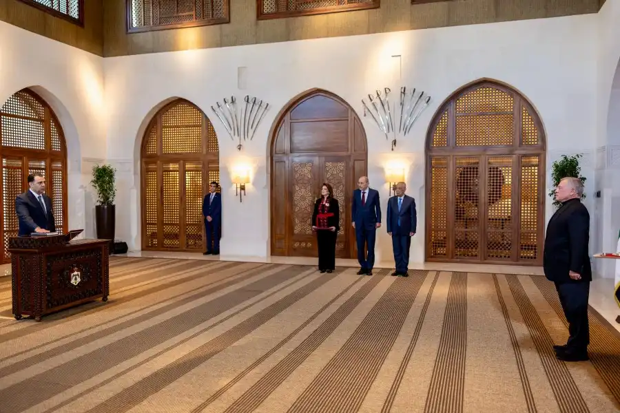 مدار الساعة,أخبار الأردن,اخبار الاردن,نائب رئيس الوزراء,وزير الخارجية وشؤون المغتربين,رئيس الوزراء,أيمن الصفدي,الديوان الملكي الهاشمي,قصر الحسينية