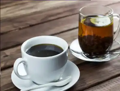 الشاي والقهوة وصحة العظام: دراسة أسترالية