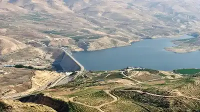 المياه تحذر: فيضان سد الموجب خلال