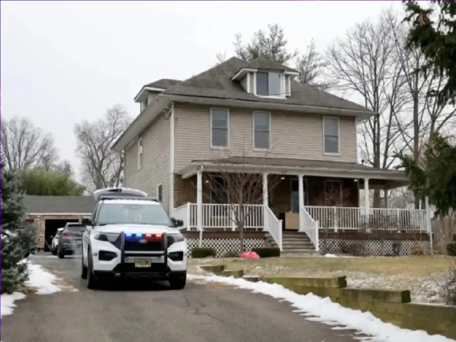 مدار الساعة,أخبار خفيفة ومنوعة