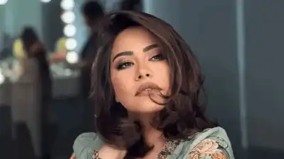 تدهور حالة الفنانة شيرين الصحية.. وشقيقها