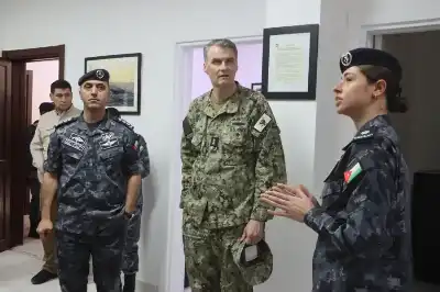 قائد القوات البحرية في القيادة المركزية