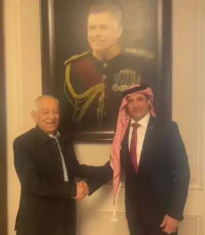 الشبول يعزي العيسوي