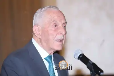 دعواتكم.. رئيس الوزراء الأسبق أحمد عبيدات