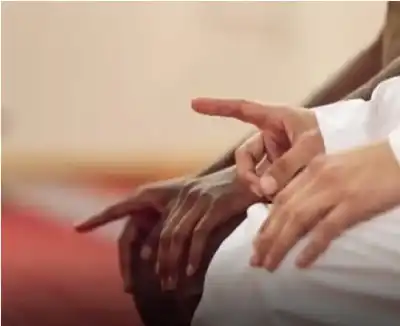 حكم نسيان التشهد الأوسط وسجود السهو