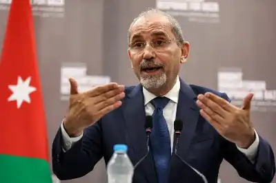 الصفدي يمثل الأردن في مراسم إطلاق