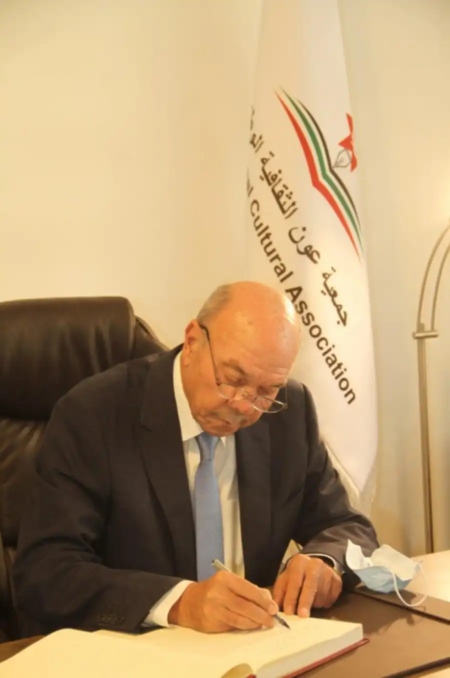 العزام يكتب عن فيصل الفايز: الحقيقة