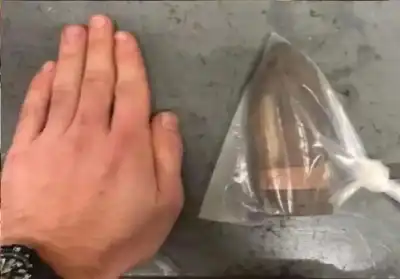 أخلوا المستشفى.. قذيفة من الحرب العالمية