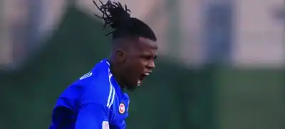 الأردني بوغبا يفسخ عقده مع الميناء