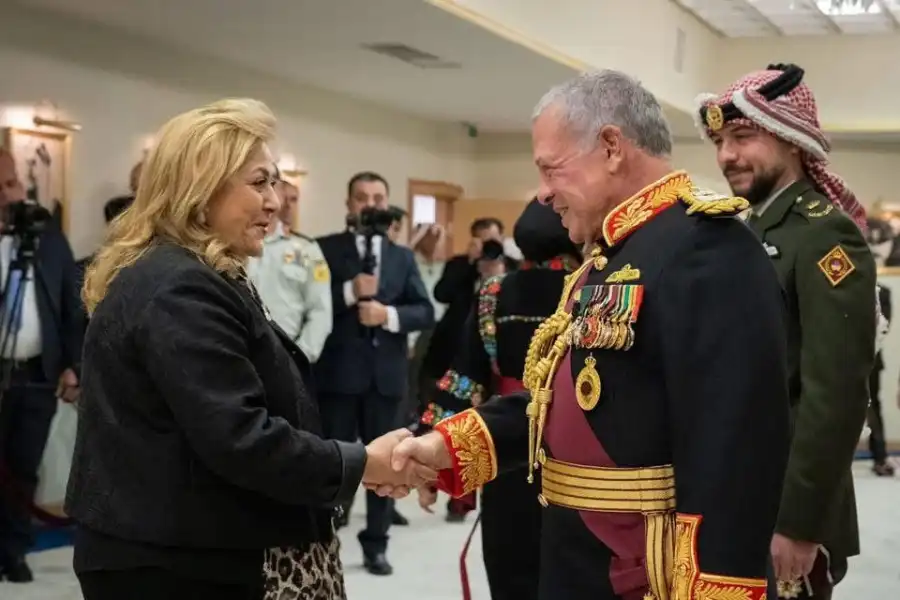 بين الوفاء والبيعة… وطن العهد ووعد