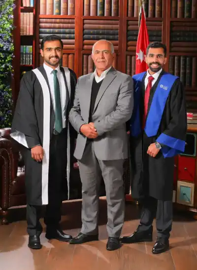 رعد وأمجد الحجاج.. مبارك التخرج