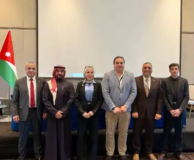 صيدلة عمان الاهلية تشارك بمنتدى تخصصات