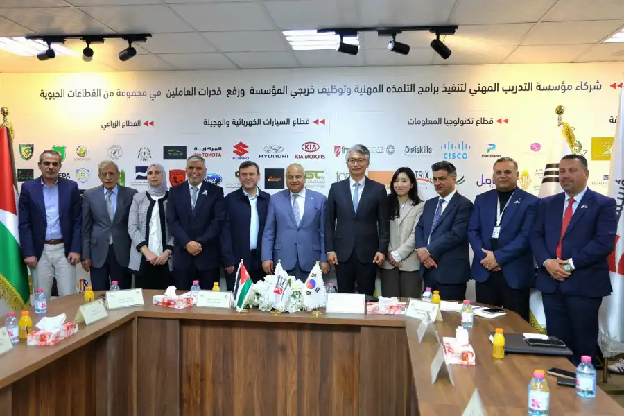 مدار الساعة,أخبار اقتصادية,وزير العمل,خالد البكار,المملكة الأردنية الهاشمية,مؤسسة التدريب المهني,التدريب المهني,التنمية الاجتماعية,جامعة البلقاء التطبيقية