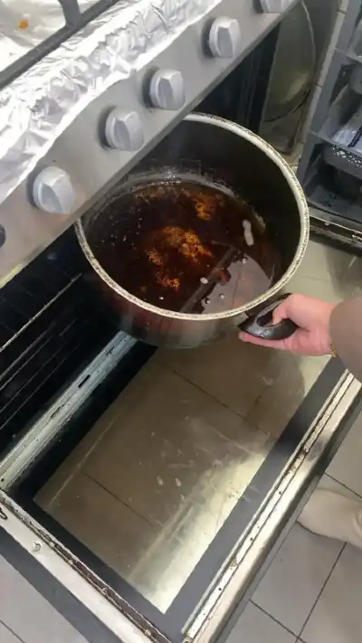 الغذاء والدواء تحيل مقصفا مدرسيا إلى