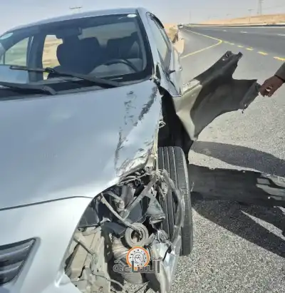 (إطار شاحنة) يضرب سيارة وزارة الثقافة..