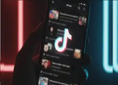 فضيحة تيك توك.. نظام تتبع سري
