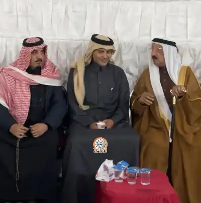 السفير القطري يعزي قبيلة الدعجة بوفاة
