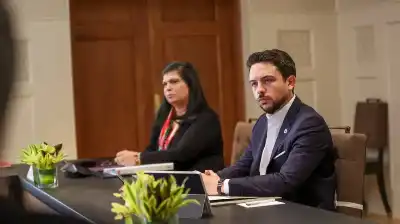 ولي العهد يترأس اجتماعا دوريا للمجلس