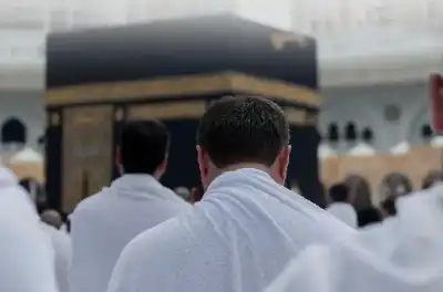 تنوي أداء العمرة؟ 25 مخالفة قانونية