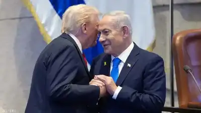 سر المكالمة الحاسمة.. هكذا اتخذ ترامب