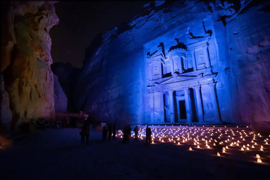 مدار الساعة,أخبار السياحة في الأردن,مديرية الأمن العام,الأمن العام